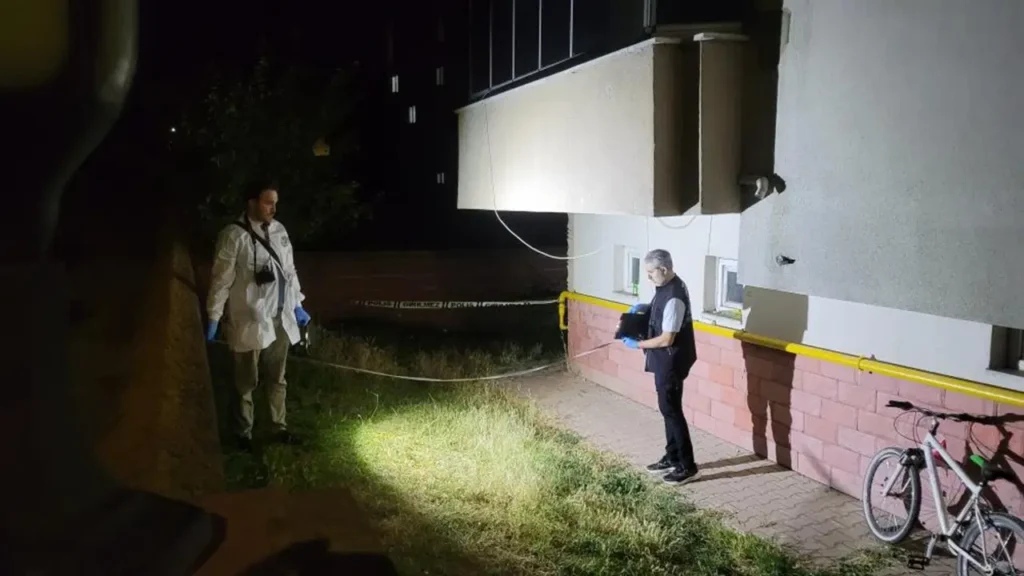 Balkondan düşen yaşlı adam hayatını kaybetti